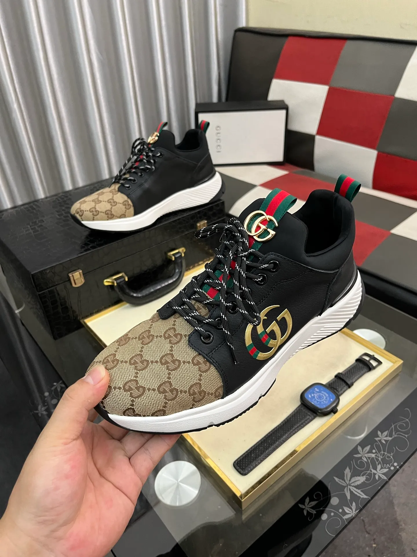 Men's Men's Shoes 💰458 ⌚️⌚️[GUCCI] Gucci men's casual shoes are absolutely popular 🔥The ultimate matching item for trendy men! The charm of super texture is irresistible, the main recommendation, the flower leather color is bright! The upper is made of high-quality brand printed fabric with cowhide, breathable leather lining and wear-resistant rubber sole, noble and elegant! Extremely comfortable🎁🎁You can be as handsome as you want💪 38-445⃣️colors available